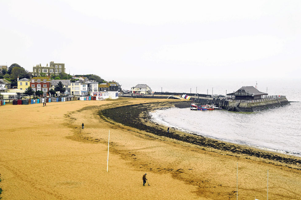 Viking Bay, Broadstairs